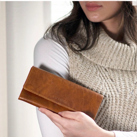 JACKGEORGES Voyager Clutch Wallet excellent condition - Picture 1 of 3